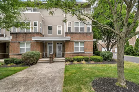 1844 Northwest Blvd, Columbus, OH 43212
