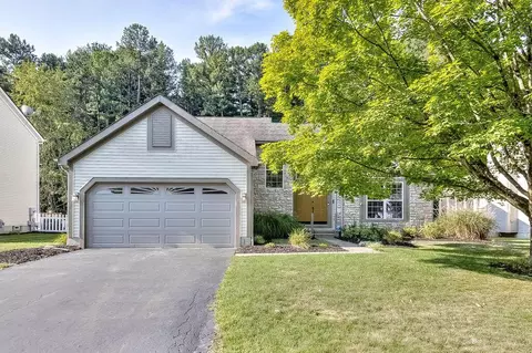 7977 Priestley Dr, Reynoldsburg, OH 43068