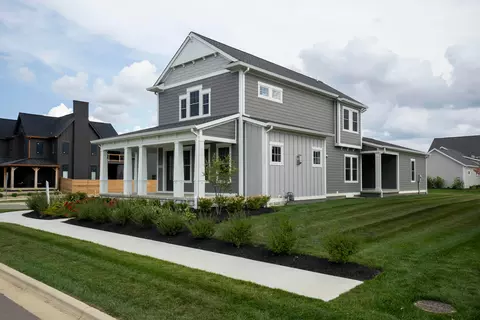 5348 Maple Dr, Lewis Center, OH 43035