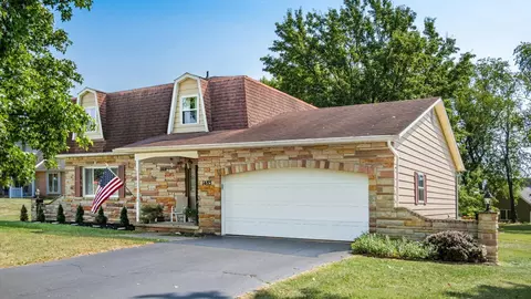1485 Hillbrook Dr NE, Lancaster, OH 43130