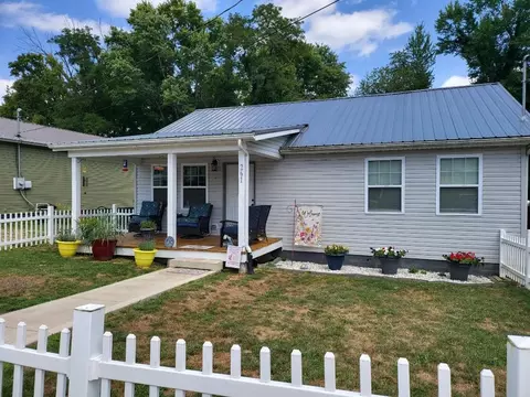 261 Highland Dr, New Lexington, OH 43764