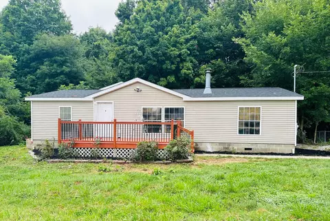 6953 Indian Run Rd NE, Pleasantville, OH 43148