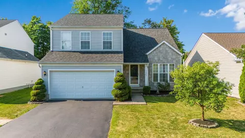 7955 Chapel Stone Rd, Blacklick, OH 43004