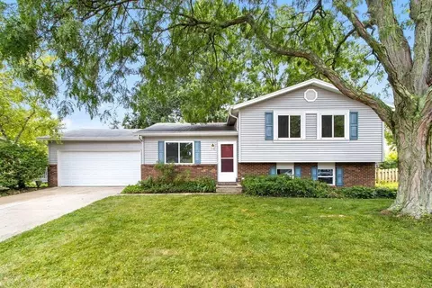 2064 Flanders Ct, Columbus, OH 43235