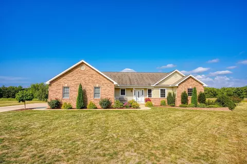 1017 Golfview Dr, Chillicothe, OH 45601