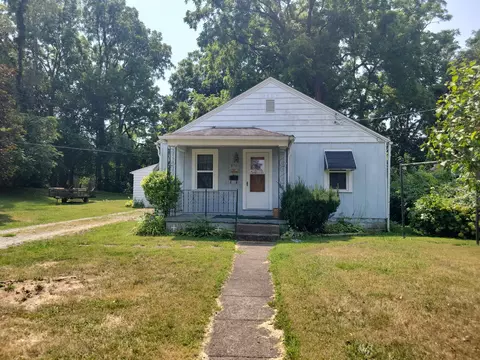 950 W Hubert Ave, Lancaster, OH 43130