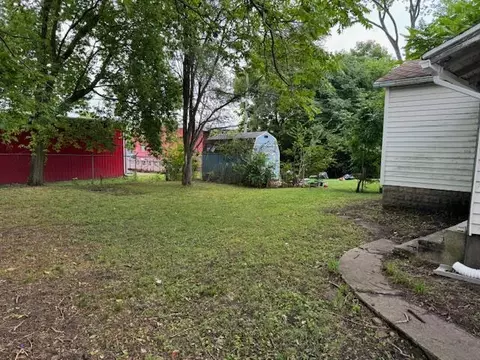 1224 W High St, Springfield, OH 45506 photo 9
