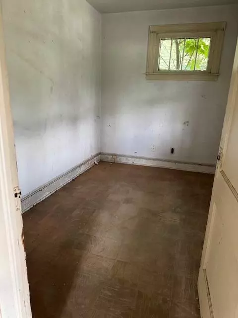 1224 W High St, Springfield, OH 45506 photo 5