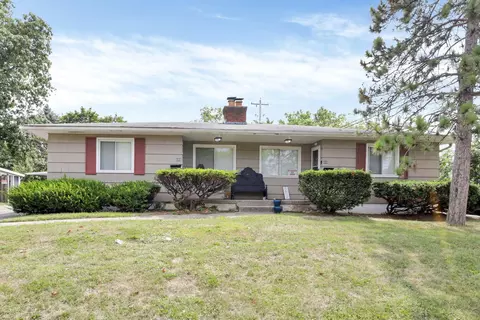 688-690 S James Rd, Columbus, OH 43213