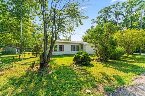 5540 Alder Rd NE, Thornville, OH 43076