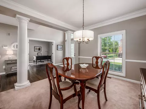 Dining - 5698 Tynecastle Loop, Dublin, OH 43016 photo 2 of 4