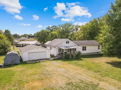 34 Taylor Rd, Mount Vernon, OH 43050