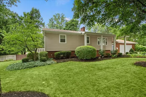 1109 Knowlton Rd, Bellefontaine, OH 43311