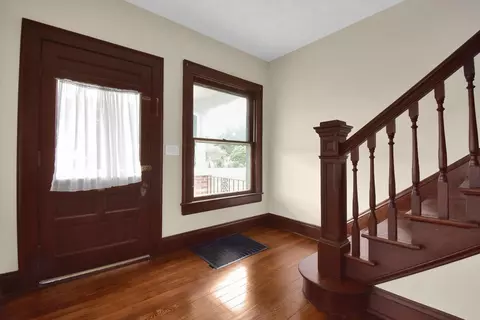 Entry Way - 2619 Springfield Xenia Rd, Springfield, OH 45506 photo 2 of 3
