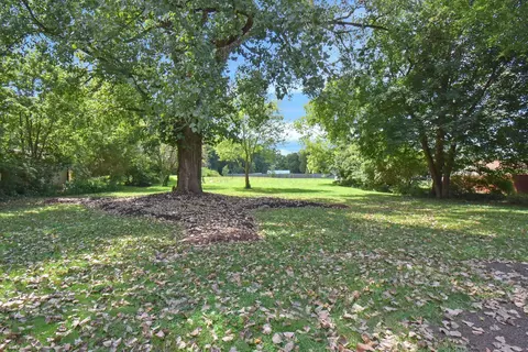 Exterior - 2619 Springfield Xenia Rd, Springfield, OH 45506 photo 10 of 10