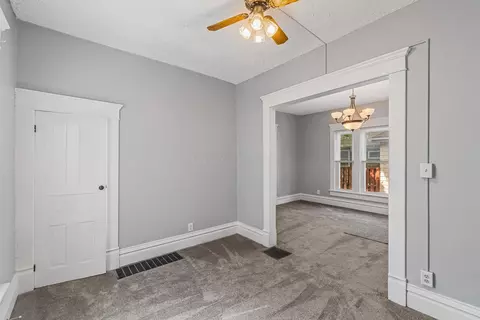Living - 309 Willow St, Marion, OH 43302 photo 5 of 5