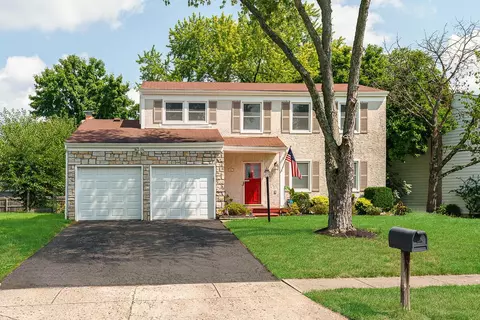 3710 Gairlock Dr, Columbus, OH 43228
