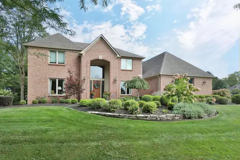 7117 Bluffstream Ct, Columbus, OH 43235