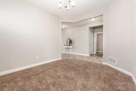 Entry Way - 573 Courtright Dr E, Pickerington, OH 43147 photo 3 of 6