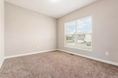 Bedroom - 573 Courtright Dr E, Pickerington, OH 43147 photo 1 of 6