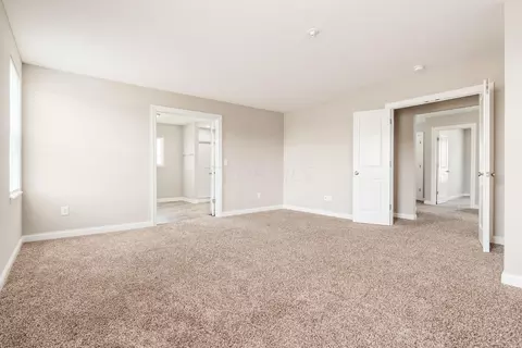 Bedroom - 573 Courtright Dr E, Pickerington, OH 43147 photo 6 of 6
