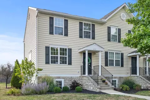5717 Colts Gate Dr #46, New Albany, OH 43054