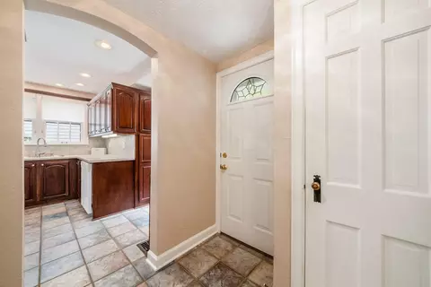 283 E Longview Ave, Columbus, OH 43202 photo 16