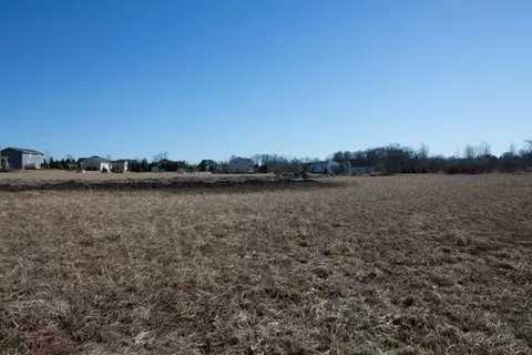 3288 Cobblestone Creek Rd, Marion, OH 43302