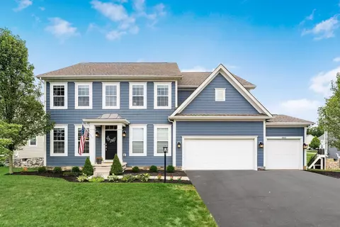 4842 Royal Birkdale Dr, Westerville, OH 43082
