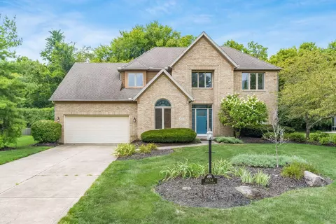 8834 Chateau Dr, Pickerington, OH 43147