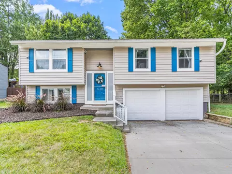 2671 Woodsedge Rd, Columbus, OH 43224