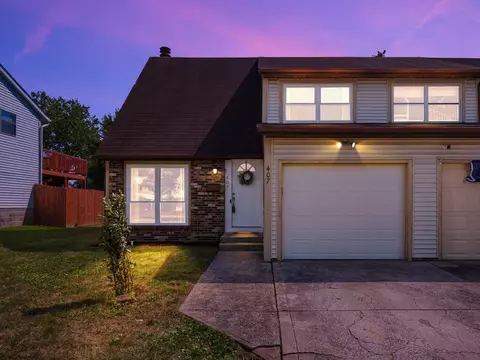 407 Huber Village Blvd, Westerville, OH 43081