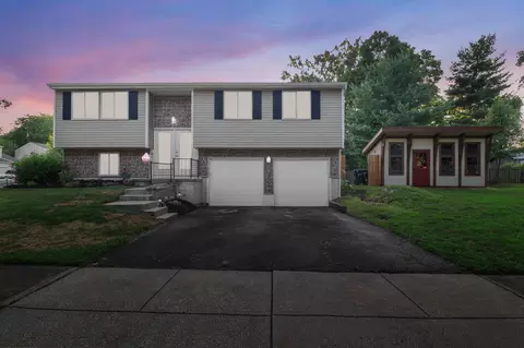 853 Ridenour Rd, Columbus, OH 43230