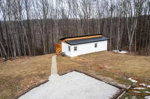 19970 Thompson Ridge Rd, Laurelville, OH 43135