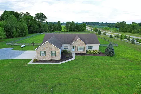 2650 Bean-oller Rd, Delaware, OH 43015