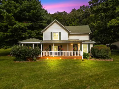 7913 Rocky Fork Rd, Newark, OH 43055