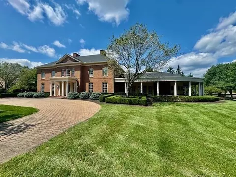 7528 Fenway Rd, New Albany, OH 43054