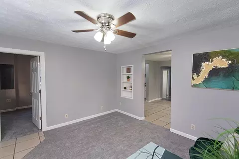 718 Dixie Ave, Troy, OH 45373 photo 8