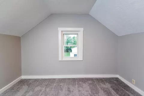 718 Dixie Ave, Troy, OH 45373 photo 16