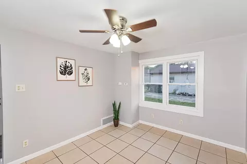 718 Dixie Ave, Troy, OH 45373 photo 11