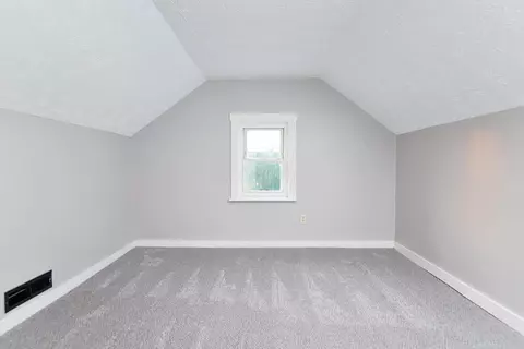 718 Dixie Ave, Troy, OH 45373 photo 15