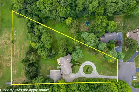 6255 Brooksong Cir, Blacklick, OH 43004