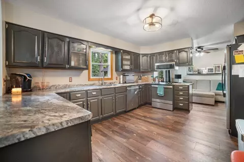 707 Kennedy Dr, Willard, OH 44890 photo 3