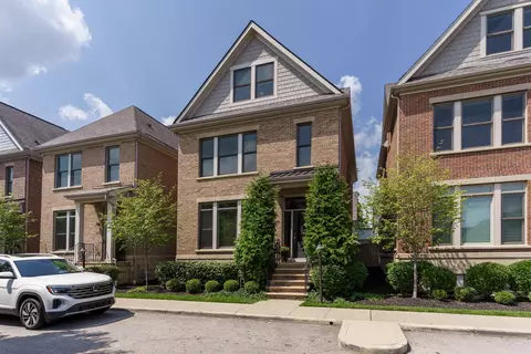 Exterior - 855 Pullman Way, Columbus, OH 43212 photo 2 of 10