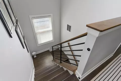 Entry Way - 855 Pullman Way, Columbus, OH 43212 photo 5 of 5