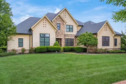 4719 Hirth Hill Rd W, Grove City, OH 43123