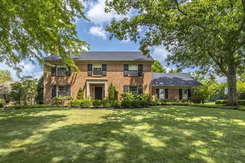 2650 Sandover Rd, Columbus, OH 43220