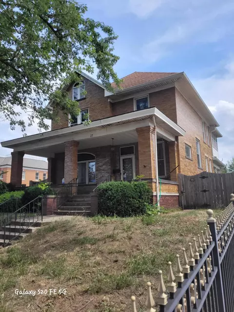 27 S Hickory St, Chillicothe, OH 45601