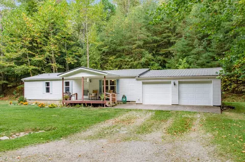 9072 Walnut Dowler Rd, Logan, OH 43138 photo 2