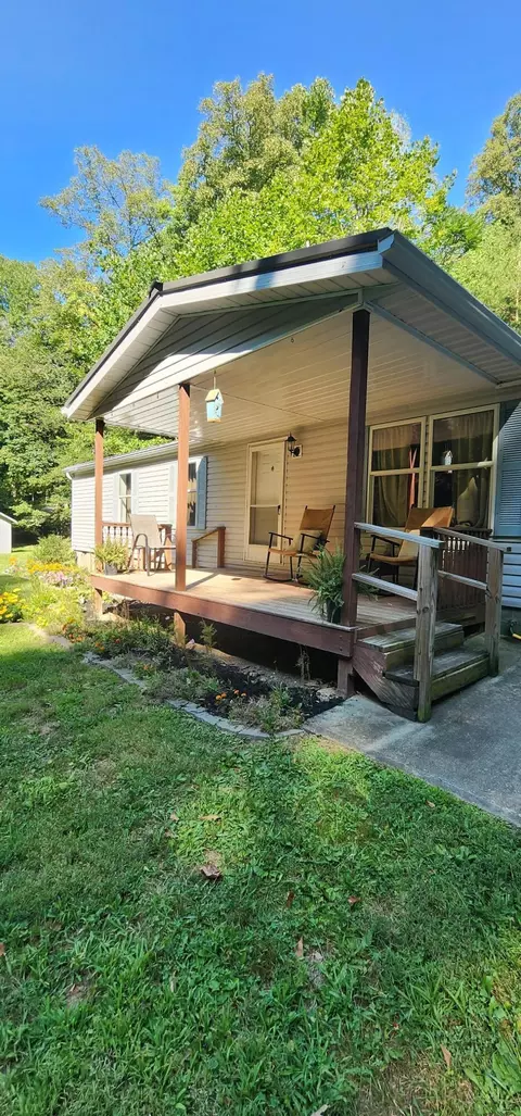 9072 Walnut Dowler Rd, Logan, OH 43138 photo 6